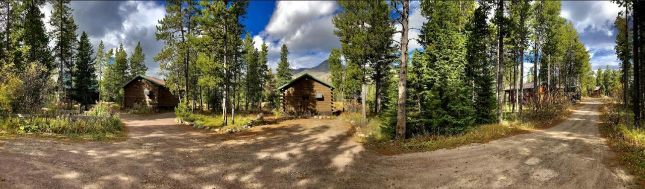 Summit Mountain Lodge And Steakhouse East Glacier Park Village Dış mekan fotoğraf