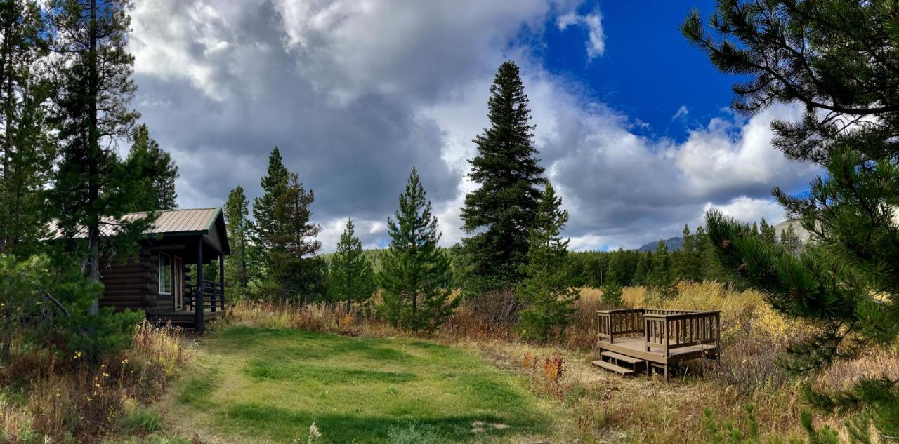 Summit Mountain Lodge And Steakhouse East Glacier Park Village Dış mekan fotoğraf