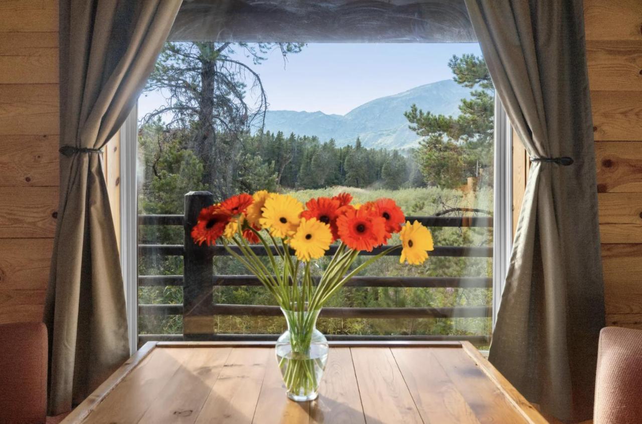 Summit Mountain Lodge And Steakhouse East Glacier Park Village Dış mekan fotoğraf